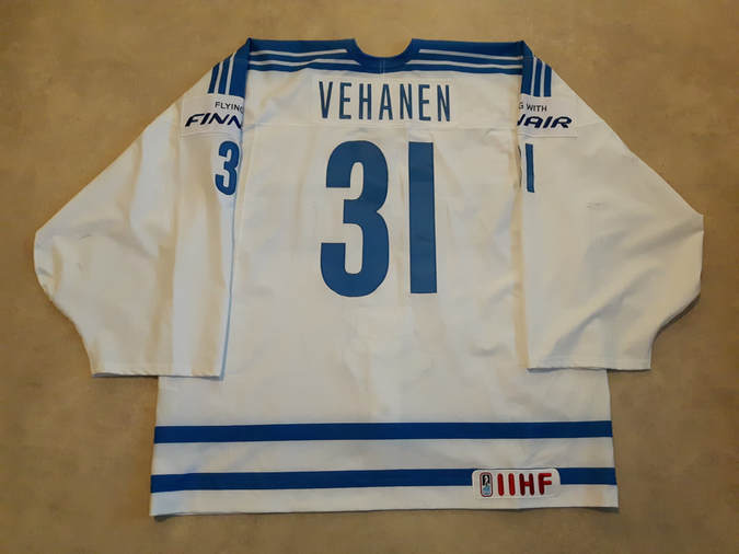 Petri Vehanen game worn jersey